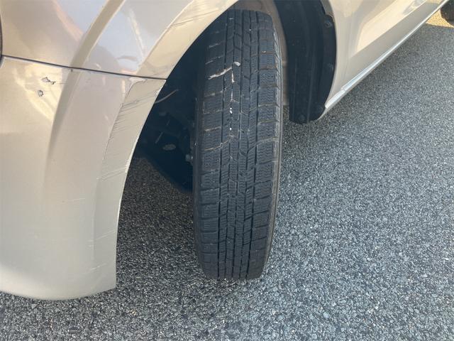 アルト Ｌ　ＴＶ　クリアランスソナー　レーンアシスト　衝突被害軽減システム　オートライト　アイドリングストップ　シートヒーター　ＣＶＴ　ＡＢＳ　ＥＳＣ　ＣＤ　ミュージックプレイヤー接続可　アルミホイール　エアコン（7枚目）