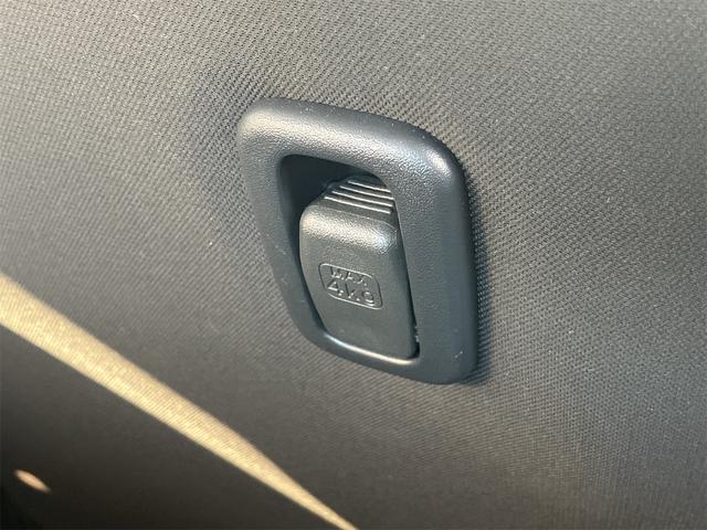 アルト Ｌ　ＴＶ　クリアランスソナー　レーンアシスト　衝突被害軽減システム　オートライト　アイドリングストップ　シートヒーター　ＣＶＴ　ＡＢＳ　ＥＳＣ　ＣＤ　ミュージックプレイヤー接続可　アルミホイール　エアコン（50枚目）