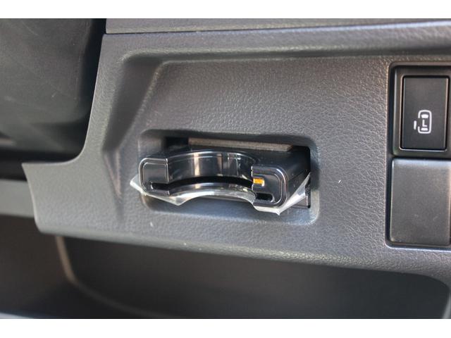 スペーシアカスタム XSターボ メモリーナビ/地デジ/Bluetooth/CD/DVD/USB/SD/バックカメラ/ETC/両側電動スライドドア/シートヒーター/パドルシフト/オートエアコン/スマートキー/プッシュスタート(6枚目)