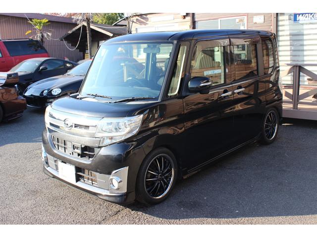 ご納車の際はすべての車両の外装ワックス、内装クリーニングを心を込めて実施しております。サービスの一環では御座いますが、お客様にはとてもご好評頂いております。