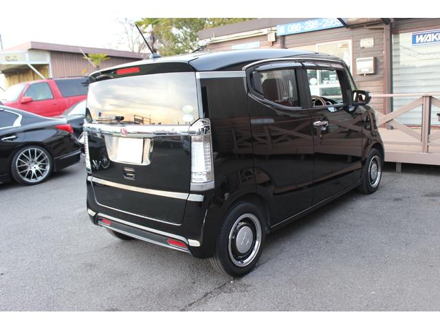 �����X�̑O�ɂ��A���𒸂���΂��Ԃ̎�����\�ł��A���q�l���g�̖ڂŃR���f�B�V��������������Ɗm�F���A���[��������ł��w���������B