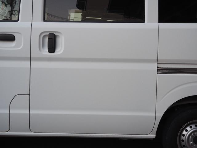 エブリイ ＰＣ　パワーステアリング　パワーウィンドウ　エアバック　エアコン　純正オーディオ　キーレスキー　純正スチールホイール　ハロゲンヘッドライト　ハイルーフ（24枚目）