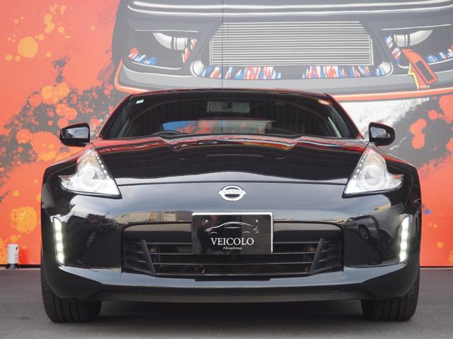 フェアレディＺ バージョンＴ　純正ナビ　ワンセグ　バックカメラ　ハーフレザーシート　シートヒーター　ＢＯＳＥサウンド　パワーシート　パドルシフト　ステアリングスイッチ　純正１８アルミ　ＥＴＣ　ＨＩＤヘッドライト　プッシュスタート（2枚目）