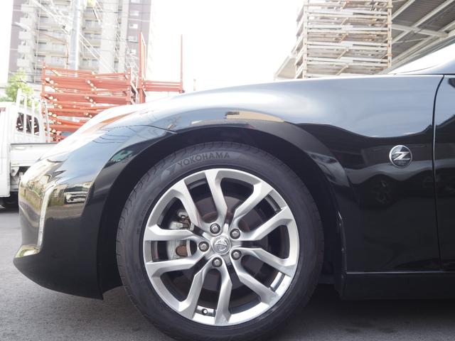 フェアレディＺ バージョンＴ　純正ナビ　ワンセグ　バックカメラ　ハーフレザーシート　シートヒーター　ＢＯＳＥサウンド　パワーシート　パドルシフト　ステアリングスイッチ　純正１８アルミ　ＥＴＣ　ＨＩＤヘッドライト　プッシュスタート（15枚目）