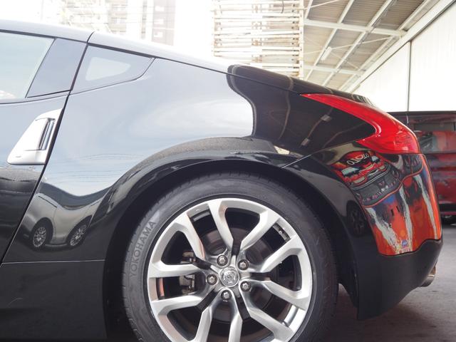 フェアレディＺ バージョンＴ　純正ナビ　ワンセグ　バックカメラ　ハーフレザーシート　シートヒーター　ＢＯＳＥサウンド　パワーシート　パドルシフト　ステアリングスイッチ　純正１８アルミ　ＥＴＣ　ＨＩＤヘッドライト　プッシュスタート（19枚目）