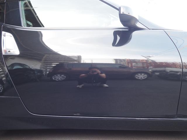 フェアレディＺ バージョンＴ　純正ナビ　ワンセグ　バックカメラ　ハーフレザーシート　シートヒーター　ＢＯＳＥサウンド　パワーシート　パドルシフト　ステアリングスイッチ　純正１８アルミ　ＥＴＣ　ＨＩＤヘッドライト　プッシュスタート（27枚目）