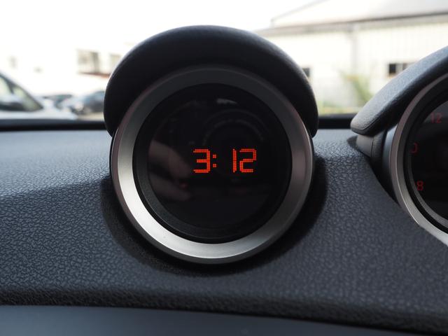 フェアレディＺ バージョンＴ　純正ナビ　ワンセグ　バックカメラ　ハーフレザーシート　シートヒーター　ＢＯＳＥサウンド　パワーシート　パドルシフト　ステアリングスイッチ　純正１８アルミ　ＥＴＣ　ＨＩＤヘッドライト　プッシュスタート（36枚目）