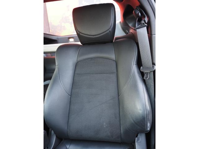 フェアレディＺ バージョンＴ　純正ナビ　ワンセグ　バックカメラ　ハーフレザーシート　シートヒーター　ＢＯＳＥサウンド　パワーシート　パドルシフト　ステアリングスイッチ　純正１８アルミ　ＥＴＣ　ＨＩＤヘッドライト　プッシュスタート（64枚目）