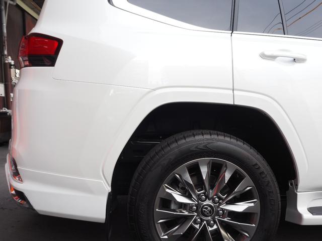 ランドクルーザー ＺＸ　メーカーナビ　フルセグ　３６０°カメラ　リアエンターテインメント　クールＢＯＸ　寒冷地仕様　ベージュレザー　サンルーフ　７人乗り　パワーシート　パワーハッチ　ベンチレーション　シートヒーター（34枚目）