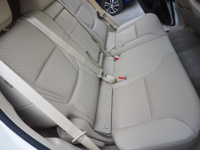 ランドクルーザー ＺＸ　メーカーナビ　フルセグ　３６０°カメラ　リアエンターテインメント　クールＢＯＸ　寒冷地仕様　ベージュレザー　サンルーフ　７人乗り　パワーシート　パワーハッチ　ベンチレーション　シートヒーター（67枚目）