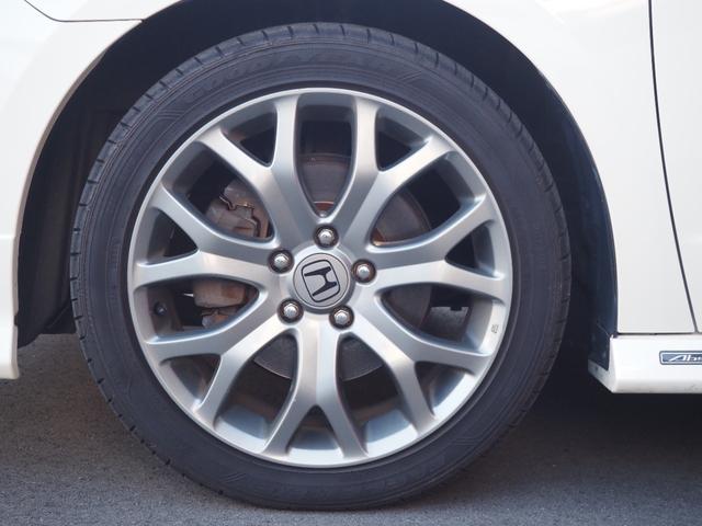 オデッセイ アブソルート 純正ナビ バックカメラ ハーフレザーシート HIDヘッドライト 純正18インチアルミホイール ETC キーレスキー オートエアコン 純正エアロ ステアリングスイッチ パドルシフト クルーズコントロール(17枚目)