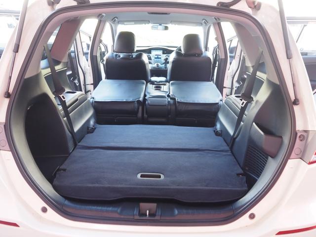 オデッセイ アブソルート 純正ナビ バックカメラ ハーフレザーシート HIDヘッドライト 純正18インチアルミホイール ETC キーレスキー オートエアコン 純正エアロ ステアリングスイッチ パドルシフト クルーズコントロール(70枚目)