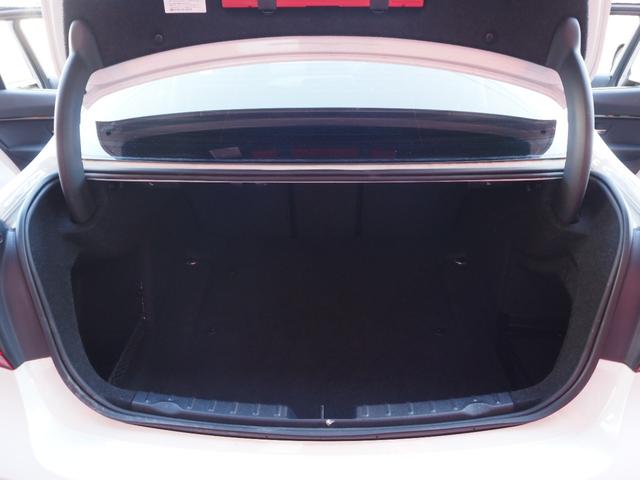 ３シリーズ ３２０ｄ　Ｍスポーツ　純正ナビ　バックカメラ　パドルシフト　純正ドライブレコーダー　パワーシート　純正１９インチアルミホイール　ＥＴＣ　プッシュスタート　ブレーキサポート　スペアキー　レーダークルーズ（10枚目）