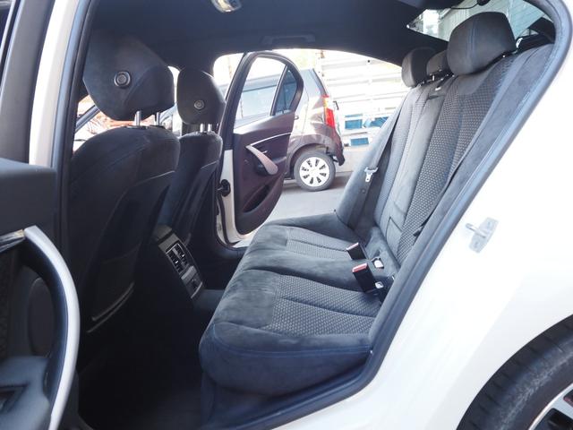 ３シリーズ ３２０ｄ　Ｍスポーツ　純正ナビ　バックカメラ　パドルシフト　純正ドライブレコーダー　パワーシート　純正１９インチアルミホイール　ＥＴＣ　プッシュスタート　ブレーキサポート　スペアキー　レーダークルーズ（11枚目）