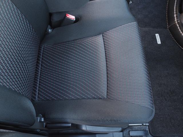 スペーシアカスタムＺ ベースグレード　社外ナビ　フルセグ　電動スライドドア　ＨＩＤヘッドライト　純正１４インチアルミホイール　ＥＴＣ　プッシュスタート　スペアキー　ステアリングスイッチ　アイドリングストップ　フロントフォグ（51枚目）