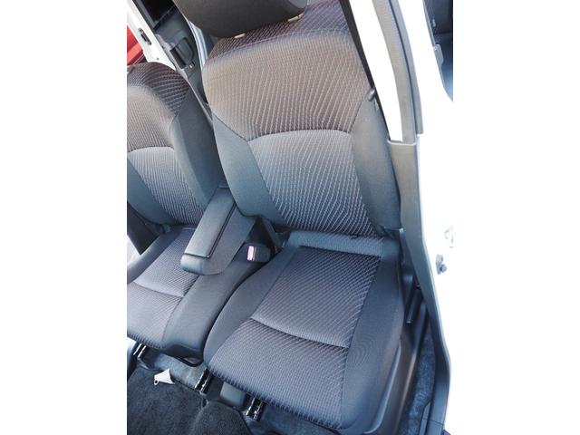 スペーシアカスタムＺ ベースグレード　社外ナビ　フルセグ　電動スライドドア　ＨＩＤヘッドライト　純正１４インチアルミホイール　ＥＴＣ　プッシュスタート　スペアキー　ステアリングスイッチ　アイドリングストップ　フロントフォグ（60枚目）