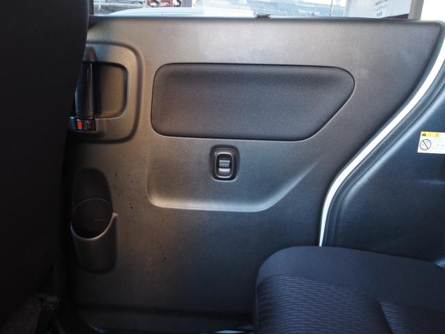 スペーシアカスタムＺ ベースグレード　社外ナビ　フルセグ　電動スライドドア　ＨＩＤヘッドライト　純正１４インチアルミホイール　ＥＴＣ　プッシュスタート　スペアキー　ステアリングスイッチ　アイドリングストップ　フロントフォグ（65枚目）