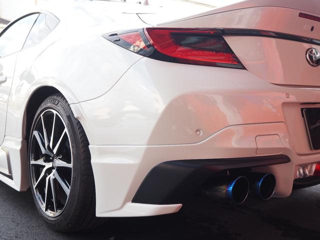 ＧＲ８６ ＳＺ　社外ナビ　フルセグ　バックカメラ　ＧＲフルエアロ　トラストオーバーパイプ　柿本４本出しマフラー　ＨＫＳエアクリ　オグラライト４００強化クラッチ　エキテックＥＣＵ　エンドレスブレーキパッド　ワンオーナー（24枚目）