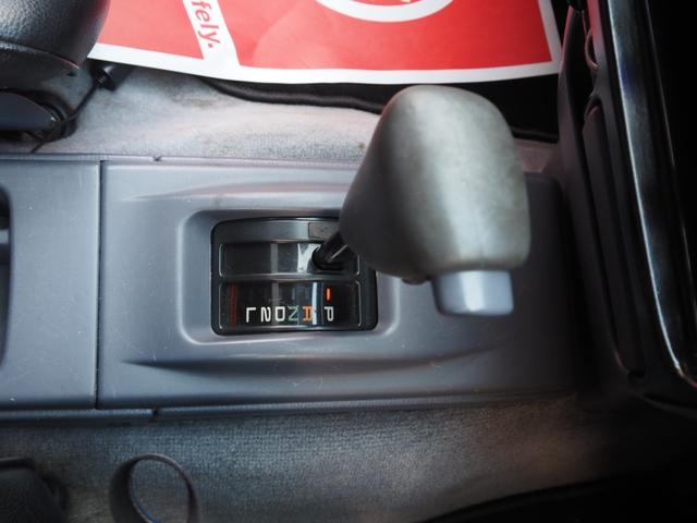 ハイラックススポーツピック 　社外オーディオ　Ｂｌｕｅｔｏｏｔｈオーディオ　ムーンルーフ　ナルディウッドステアリング　トノカバー　社外１５インチアルミホイール　パワーステアリング　パワーウィンドウ　エアコン　ＥＴＣ（44枚目）