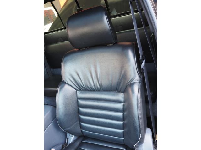 ハイラックススポーツピック 　社外オーディオ　Ｂｌｕｅｔｏｏｔｈオーディオ　ムーンルーフ　ナルディウッドステアリング　トノカバー　社外１５インチアルミホイール　パワーステアリング　パワーウィンドウ　エアコン　ＥＴＣ（65枚目）