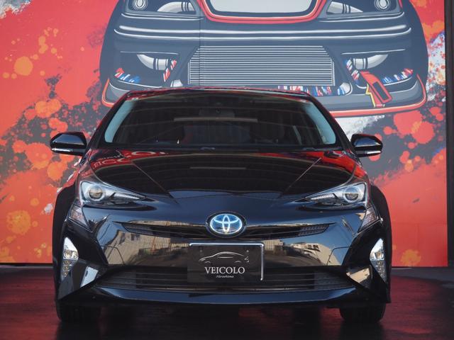 プリウス Ｓ　社外ナビ　フルセグ　バックカメラ　レーダークルーズ　オートハイビーム　ステアリングスイッチ　レーンディパーチャーアラート　ＬＥＤヘッドライト　純正１５インチアルミホイール　ワンオーナー　ＥＴＣ（2枚目）