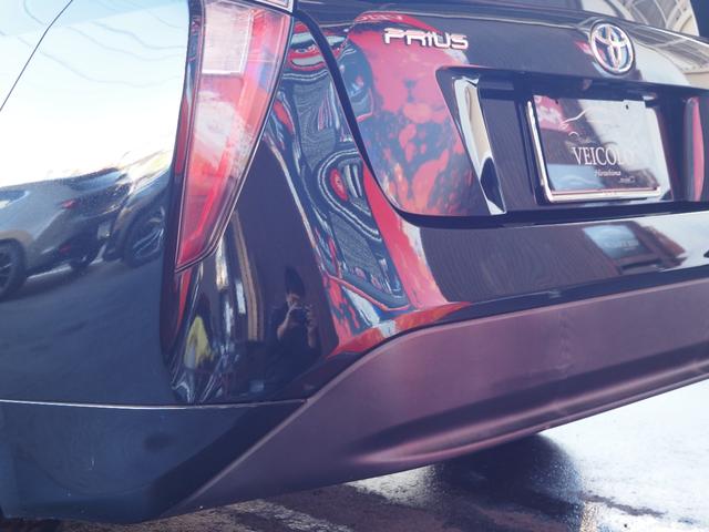 プリウス Ｓ　社外ナビ　フルセグ　バックカメラ　レーダークルーズ　オートハイビーム　ステアリングスイッチ　レーンディパーチャーアラート　ＬＥＤヘッドライト　純正１５インチアルミホイール　ワンオーナー　ＥＴＣ（26枚目）