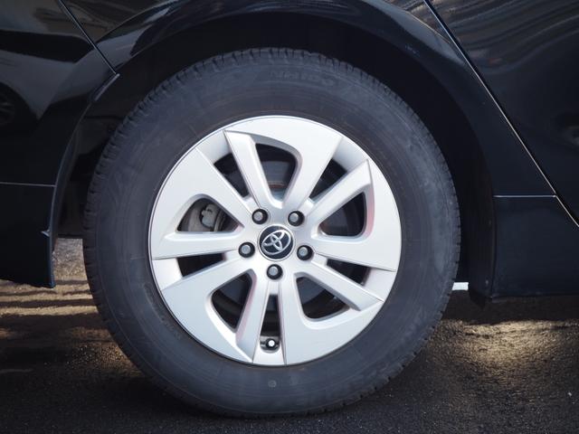 プリウス Ｓ　社外ナビ　フルセグ　バックカメラ　レーダークルーズ　オートハイビーム　ステアリングスイッチ　レーンディパーチャーアラート　ＬＥＤヘッドライト　純正１５インチアルミホイール　ワンオーナー　ＥＴＣ（31枚目）