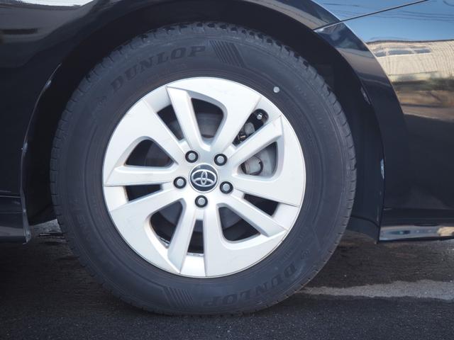 プリウス Ｓ　社外ナビ　フルセグ　バックカメラ　レーダークルーズ　オートハイビーム　ステアリングスイッチ　レーンディパーチャーアラート　ＬＥＤヘッドライト　純正１５インチアルミホイール　ワンオーナー　ＥＴＣ（35枚目）