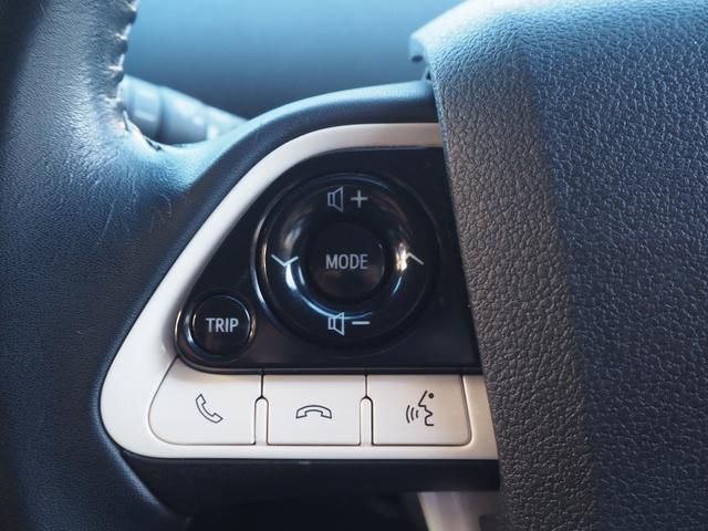 プリウス Ｓ　社外ナビ　フルセグ　バックカメラ　レーダークルーズ　オートハイビーム　ステアリングスイッチ　レーンディパーチャーアラート　ＬＥＤヘッドライト　純正１５インチアルミホイール　ワンオーナー　ＥＴＣ（40枚目）