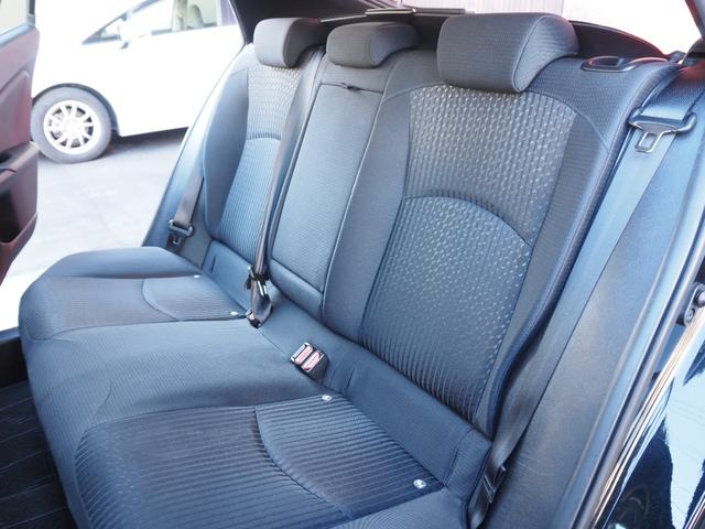 プリウス Ｓ　社外ナビ　フルセグ　バックカメラ　レーダークルーズ　オートハイビーム　ステアリングスイッチ　レーンディパーチャーアラート　ＬＥＤヘッドライト　純正１５インチアルミホイール　ワンオーナー　ＥＴＣ（66枚目）