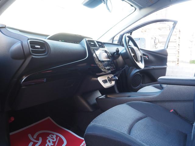 プリウス Ｓ　社外ナビ　フルセグ　バックカメラ　レーダークルーズ　オートハイビーム　ステアリングスイッチ　レーンディパーチャーアラート　ＬＥＤヘッドライト　純正１５インチアルミホイール　ワンオーナー　ＥＴＣ（71枚目）