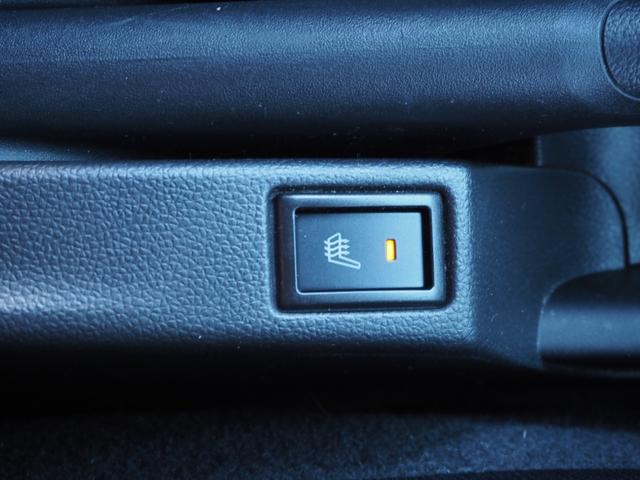 弊社は買取を専門としている為、様々なお客様より入庫寸前まで使用されていた良質なお車を販売させていただきます☆大型展示場のように半年間車検がきれている状態で雨ざらし。。。なんて事はまずありません☆