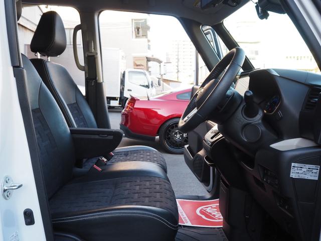デリカミニ Ｔ　プレミアム　純正ナビ　３６０°カメラ　フルセグ　両側電動スライドドア　ハーフレザーシート　レーダークルーズ　パドルシフト　シートヒーター　ＬＥＤヘッドライト　ＥＴＣ　プッシュスタート　ワンオーナー（8枚目）
