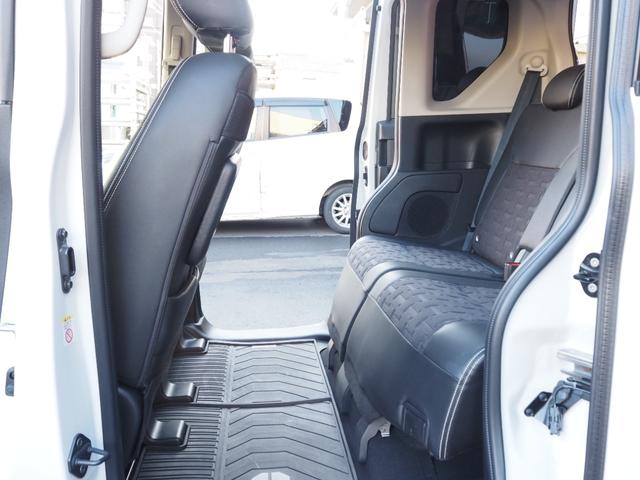 デリカミニ Ｔ　プレミアム　純正ナビ　３６０°カメラ　フルセグ　両側電動スライドドア　ハーフレザーシート　レーダークルーズ　パドルシフト　シートヒーター　ＬＥＤヘッドライト　ＥＴＣ　プッシュスタート　ワンオーナー（11枚目）