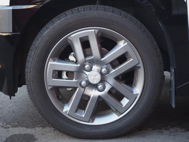 デリカミニ Ｔ　プレミアム　純正ナビ　３６０°カメラ　フルセグ　両側電動スライドドア　ハーフレザーシート　レーダークルーズ　パドルシフト　シートヒーター　ＬＥＤヘッドライト　ＥＴＣ　プッシュスタート　ワンオーナー（18枚目）