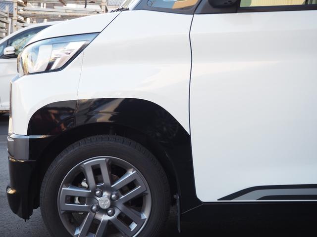 デリカミニ Ｔ　プレミアム　純正ナビ　３６０°カメラ　フルセグ　両側電動スライドドア　ハーフレザーシート　レーダークルーズ　パドルシフト　シートヒーター　ＬＥＤヘッドライト　ＥＴＣ　プッシュスタート　ワンオーナー（19枚目）