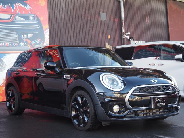 ＭＩＮＩ クーパーＳＤ　クラブマン　純正ナビ　バックカメラ　ハーフレザーシート　ＬＥＤヘッドライト　純正１８インチアルミホイール　ＥＴＣ　プッシュスタート　ステアリングスイッチ　クルーズコントロール　シートヒーター（3枚目）