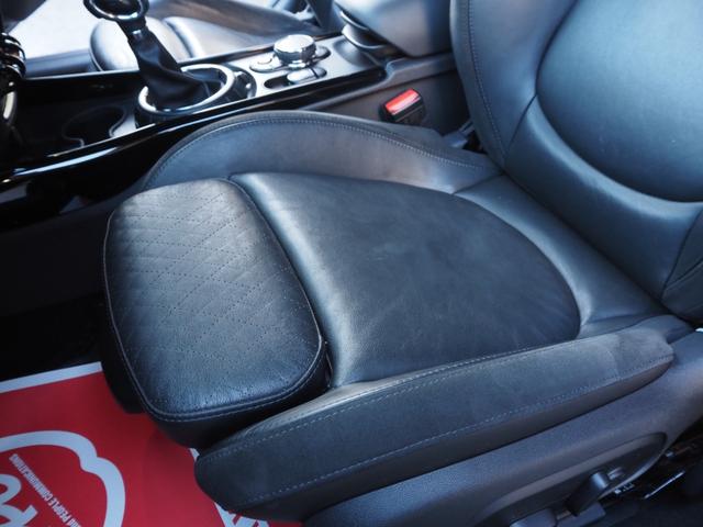 ＭＩＮＩ クーパーＳＤ　クラブマン　純正ナビ　バックカメラ　ハーフレザーシート　ＬＥＤヘッドライト　純正１８インチアルミホイール　ＥＴＣ　プッシュスタート　ステアリングスイッチ　クルーズコントロール　シートヒーター（73枚目）