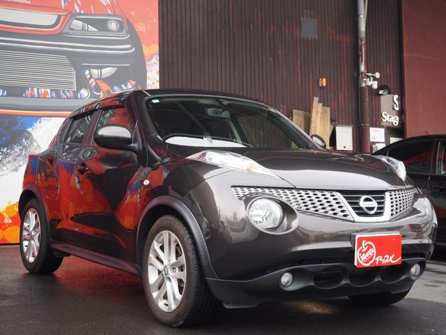 ジューク １５ＲＸ　アーバンセレクション　ナビ　ワンセグ　バックカメラ　ＨＩＤヘッドライト　純正１７インチアルミホイール　プッシュスタート　オートライト　ＥＴＣ　電動格納ミラー　オートライト　オートエアコン（3枚目）