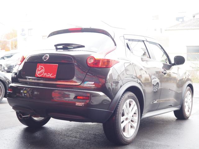 ジューク １５ＲＸ　アーバンセレクション　ナビ　ワンセグ　バックカメラ　ＨＩＤヘッドライト　純正１７インチアルミホイール　プッシュスタート　オートライト　ＥＴＣ　電動格納ミラー　オートライト　オートエアコン（4枚目）