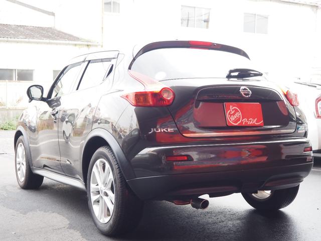 ジューク １５ＲＸ　アーバンセレクション　ナビ　ワンセグ　バックカメラ　ＨＩＤヘッドライト　純正１７インチアルミホイール　プッシュスタート　オートライト　ＥＴＣ　電動格納ミラー　オートライト　オートエアコン（5枚目）