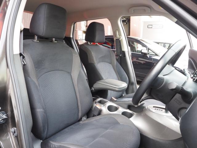 ジューク １５ＲＸ　アーバンセレクション　ナビ　ワンセグ　バックカメラ　ＨＩＤヘッドライト　純正１７インチアルミホイール　プッシュスタート　オートライト　ＥＴＣ　電動格納ミラー　オートライト　オートエアコン（7枚目）