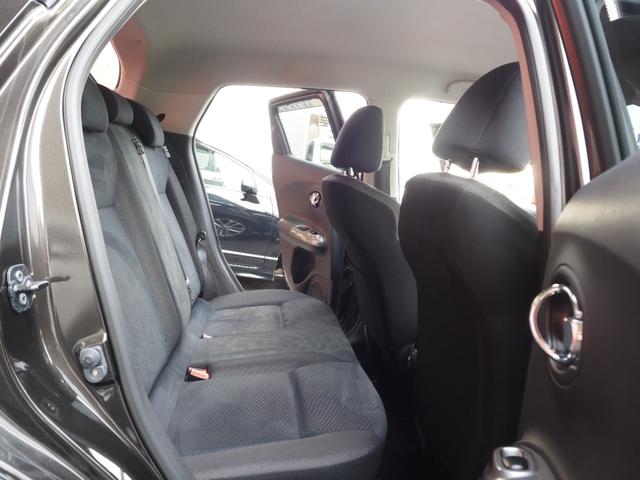 ジューク １５ＲＸ　アーバンセレクション　ナビ　ワンセグ　バックカメラ　ＨＩＤヘッドライト　純正１７インチアルミホイール　プッシュスタート　オートライト　ＥＴＣ　電動格納ミラー　オートライト　オートエアコン（9枚目）