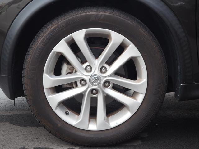 ジューク １５ＲＸ　アーバンセレクション　ナビ　ワンセグ　バックカメラ　ＨＩＤヘッドライト　純正１７インチアルミホイール　プッシュスタート　オートライト　ＥＴＣ　電動格納ミラー　オートライト　オートエアコン（18枚目）