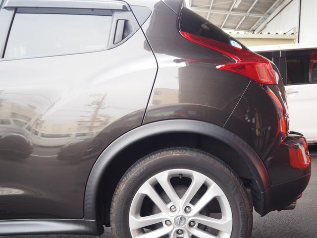 ジューク １５ＲＸ　アーバンセレクション　ナビ　ワンセグ　バックカメラ　ＨＩＤヘッドライト　純正１７インチアルミホイール　プッシュスタート　オートライト　ＥＴＣ　電動格納ミラー　オートライト　オートエアコン（22枚目）