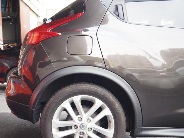 ジューク １５ＲＸ　アーバンセレクション　ナビ　ワンセグ　バックカメラ　ＨＩＤヘッドライト　純正１７インチアルミホイール　プッシュスタート　オートライト　ＥＴＣ　電動格納ミラー　オートライト　オートエアコン（28枚目）