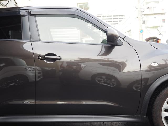 ジューク １５ＲＸ　アーバンセレクション　ナビ　ワンセグ　バックカメラ　ＨＩＤヘッドライト　純正１７インチアルミホイール　プッシュスタート　オートライト　ＥＴＣ　電動格納ミラー　オートライト　オートエアコン（31枚目）