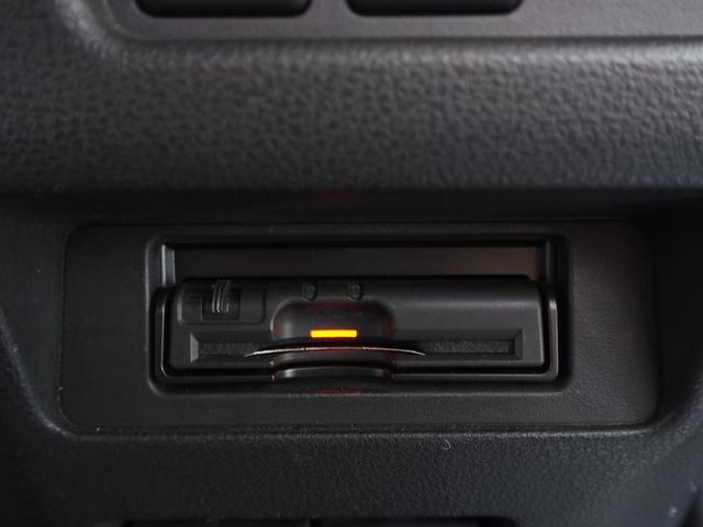 ジューク １５ＲＸ　アーバンセレクション　ナビ　ワンセグ　バックカメラ　ＨＩＤヘッドライト　純正１７インチアルミホイール　プッシュスタート　オートライト　ＥＴＣ　電動格納ミラー　オートライト　オートエアコン（48枚目）