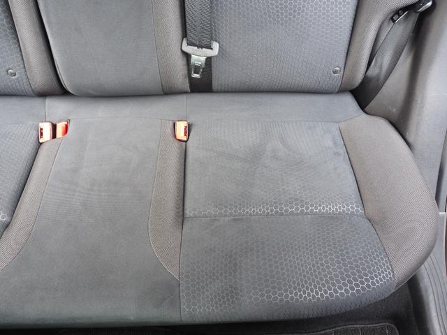 ジューク １５ＲＸ　アーバンセレクション　ナビ　ワンセグ　バックカメラ　ＨＩＤヘッドライト　純正１７インチアルミホイール　プッシュスタート　オートライト　ＥＴＣ　電動格納ミラー　オートライト　オートエアコン（62枚目）