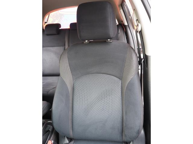 ジューク １５ＲＸ　アーバンセレクション　ナビ　ワンセグ　バックカメラ　ＨＩＤヘッドライト　純正１７インチアルミホイール　プッシュスタート　オートライト　ＥＴＣ　電動格納ミラー　オートライト　オートエアコン（65枚目）